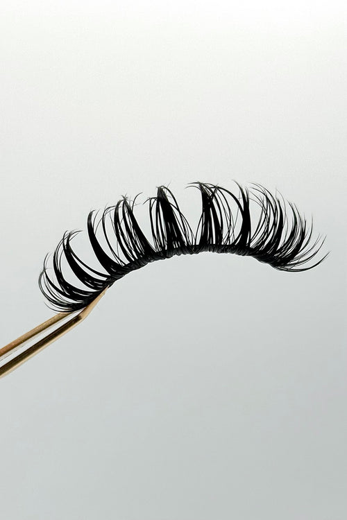 Strip Lash - Star 13 Lashes - Sabrina Star Beauty